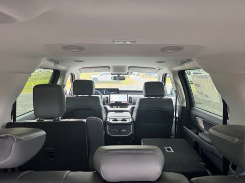 New 2026 Ford Expedition Max Active RWD image 27