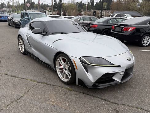 Used 2020 Toyota Supra Premium w/ Driver Assist Package image 6