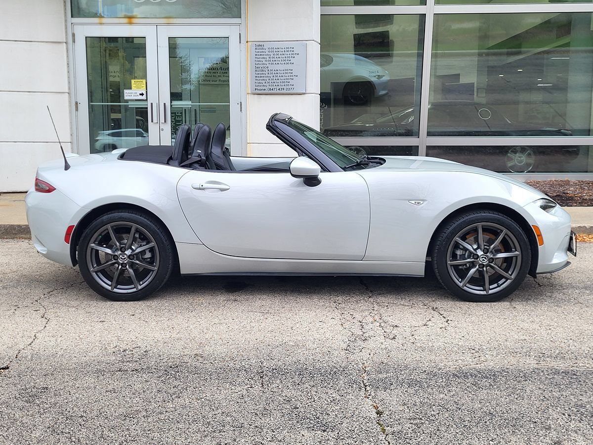 Used 2016 MAZDA MX-5 Miata Grand Touring RWD image 3