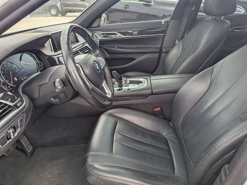 Used 2019 BMW 740i w/ M Sport Package RWD image 25