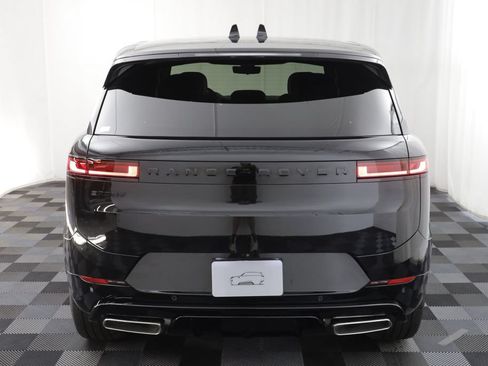 New 2027 Land Rover Range Rover Sport Dynamic SE AWD/4WD image 18