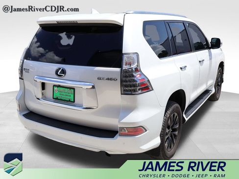 Used 2023 Lexus GX 460 Premium w/ Premium Package AWD/4WD image 5
