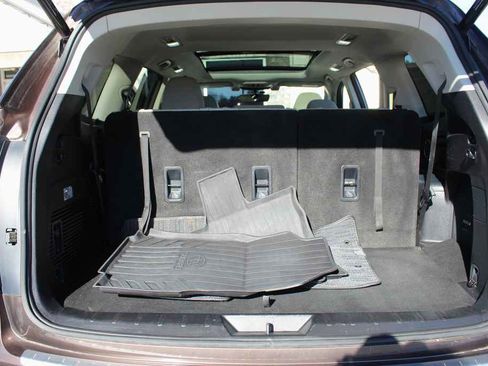 Used 2019 Subaru Ascent Limited image 9