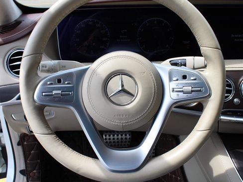 Used 2018 Mercedes-Benz S 560 4MATIC Sedan image 99