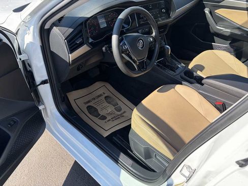 Used 2020 Volkswagen Jetta S image 9