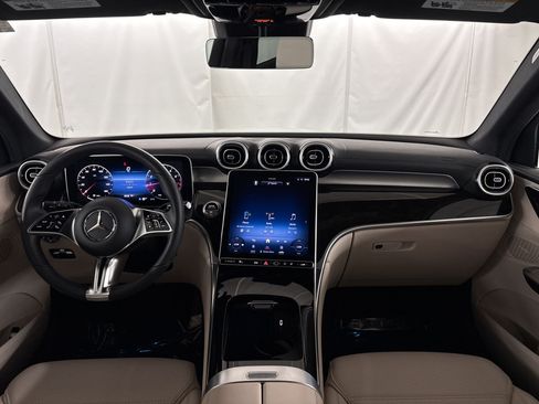 Certified 2024 Mercedes-Benz GLC 300 image 15