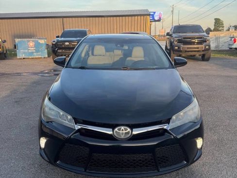 Used 2015 Toyota Camry XSE w/ Advanced Technology Package image 4