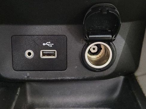 Used 2021 Nissan Rogue Sport SL w/ Premium Package image 20