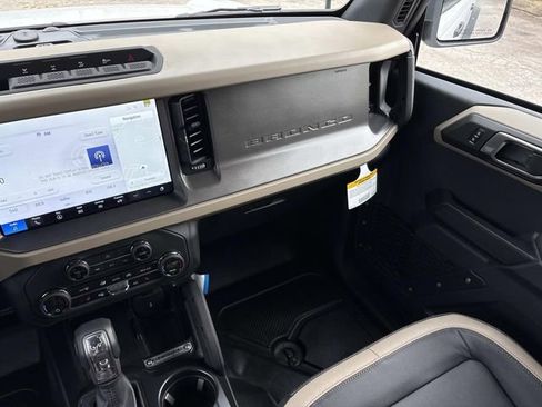 New 2025 Ford Bronco Big Bend w/ Black Diamond Package image 14