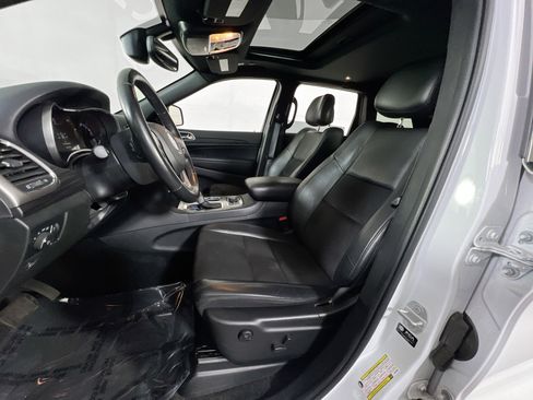 Used 2022 Jeep Grand Cherokee Laredo X AWD/4WD image 21