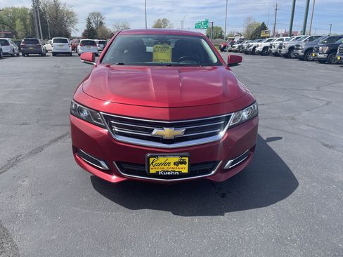Used 2015 Chevrolet Impala LT w/ Convenience Package FWD image 3