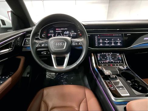 Certified 2023 Audi Q8 Premium Plus w/ Premium Plus Package AWD/4WD image 7