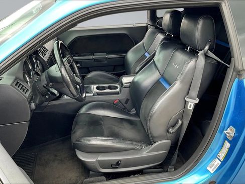 Used 2010 Dodge Challenger SRT8 w/ SRT Option Group II RWD image 21
