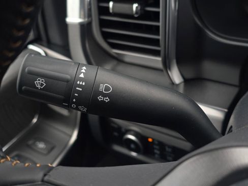 Used 2024 Ford F350 Platinum image 42