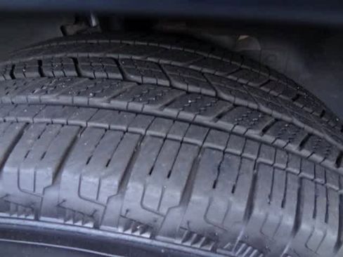 Used 2017 Jeep Cherokee Sport image 25