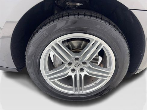 Used 2018 Porsche Macan image 82