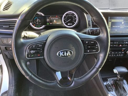 Used 2018 Kia Niro Touring image 9