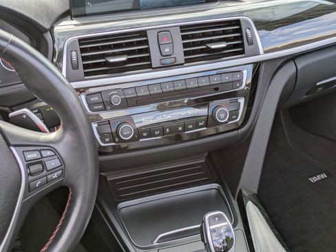 Used 2018 BMW 430i Convertible image 17