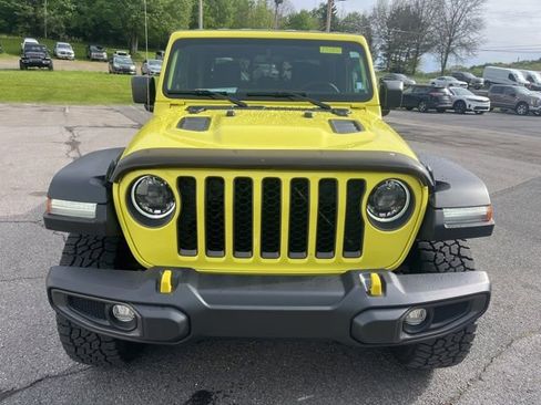 Used 2023 Jeep Gladiator Rubicon w/ LED Lighting Group AWD/4WD image 11