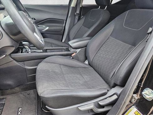 Used 2024 Nissan Kicks SV FWD image 15