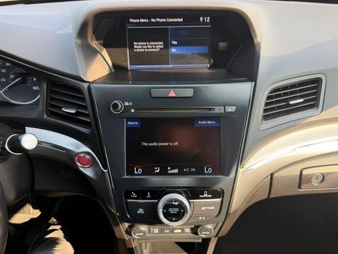 Used 2021 Acura ILX w/ Premium Package FWD image 20