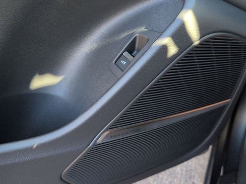 New 2026 Audi Q8 Premium Plus image 10