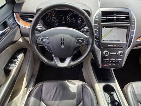 Used 2019 Lincoln MKC Select w/ Select Plus Package image 12