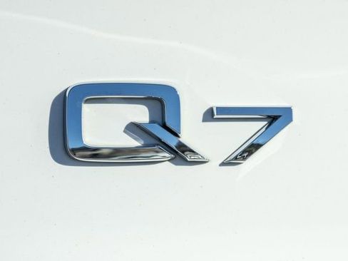 Used 2023 Audi Q7 3.0T Premium Plus image 5