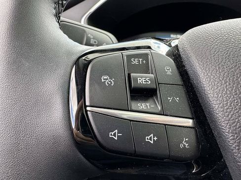Used 2024 Ford Escape Platinum w/ Premium Technology Package AWD/4WD image 15