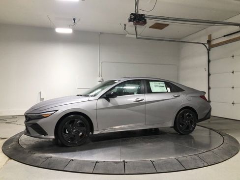 New 2026 Hyundai Elantra SEL Sport w/ Cargo Package image 4