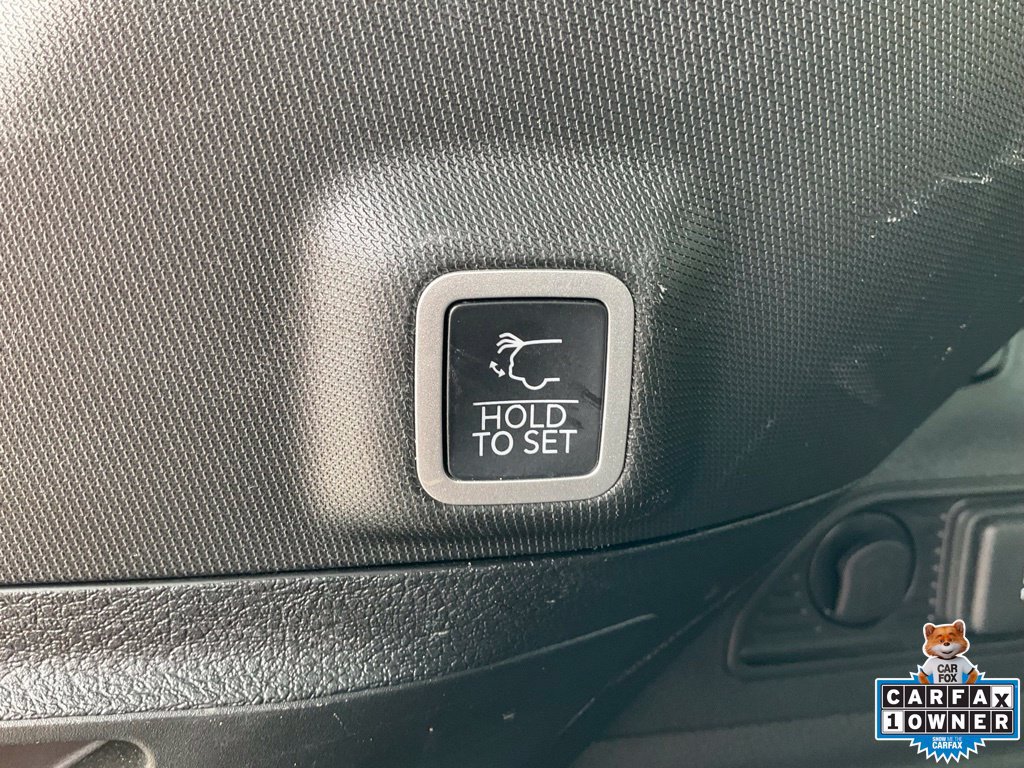 Used 2023 Jeep Grand Cherokee 4WD 4xe w/ Luxury Tech Group II image 11