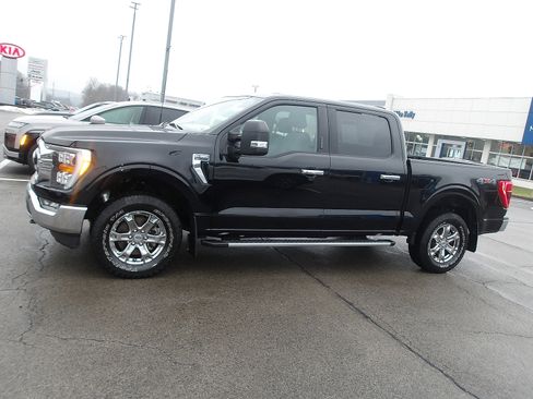 Used 2023 Ford F150 XLT w/ Equipment Group 302A High image 4