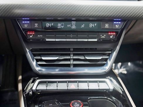 Used 2023 Audi e-tron GT Prestige image 26