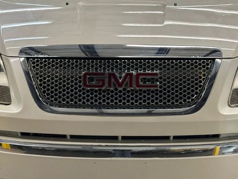 Used 2011 GMC Acadia Denali AWD/4WD image 5