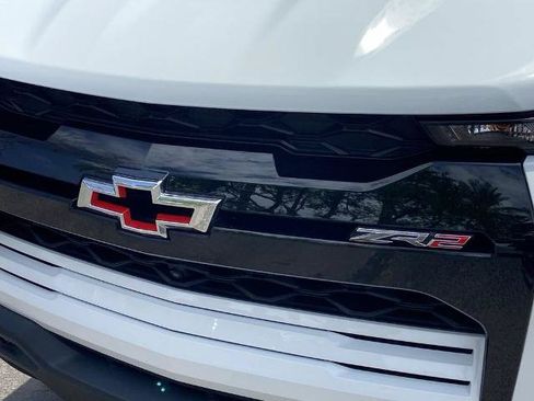 Used 2025 Chevrolet Colorado ZR2 w/ Technology Package AWD/4WD image 26