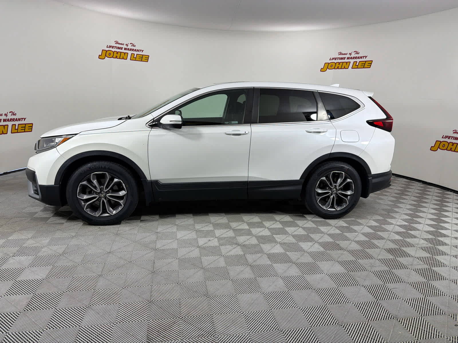 Used 2020 Honda CR-V EX image 2
