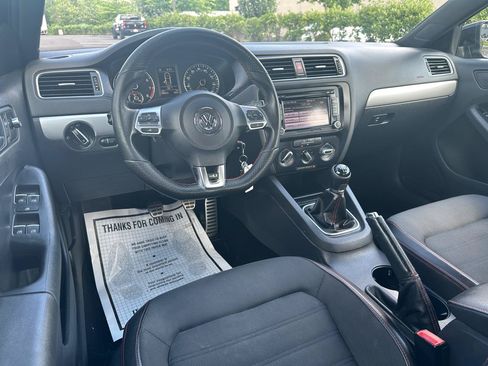 Used 2012 Volkswagen Jetta GLI Autobahn FWD image 16