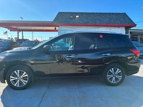 Used 2019 Nissan Pathfinder SL image 13