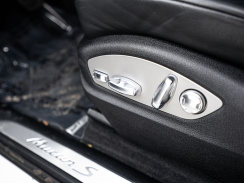 Certified 2021 Porsche Macan S image 19