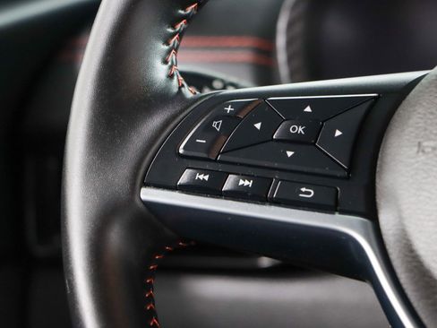 Used 2025 Nissan Sentra SR image 13