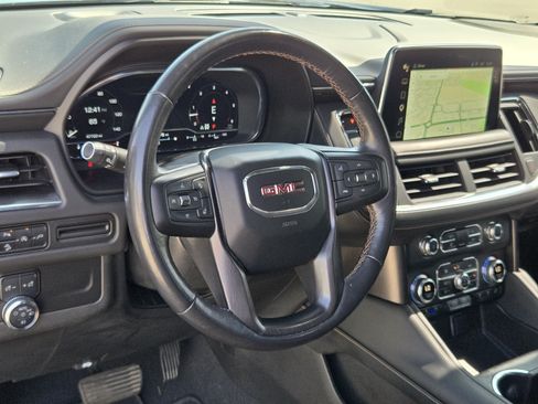 Used 2022 GMC Yukon AT4 AWD/4WD image 4