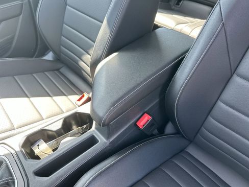 Used 2024 Volkswagen Jetta SE image 20