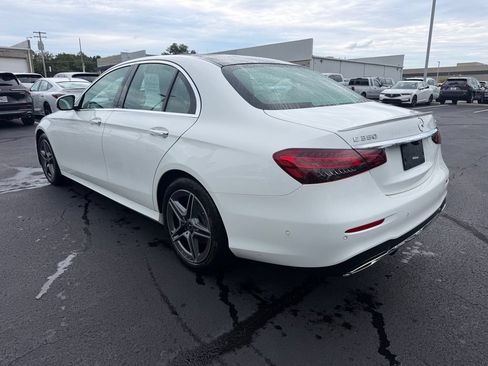 Used 2023 Mercedes-Benz E 350 4MATIC Sedan image 9