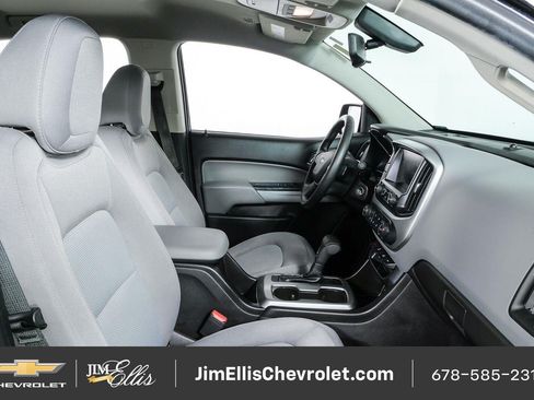 Used 2016 Chevrolet Colorado LT w/ LT Convenience Package RWD image 21