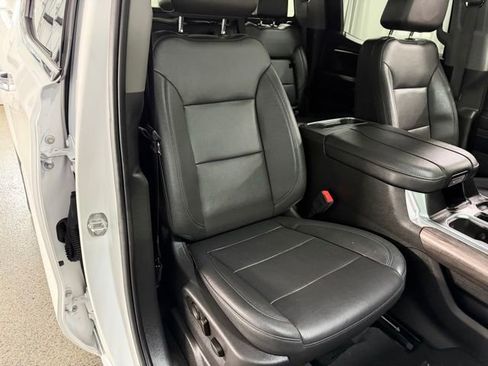 Used 2023 Chevrolet Silverado 1500 LTZ w/ LTZ Convenience Package II AWD/4WD image 23