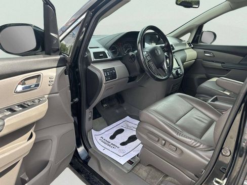 Used 2015 Honda Odyssey Touring Elite image 13