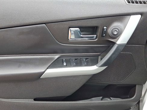 Used 2013 Ford Edge SEL image 12