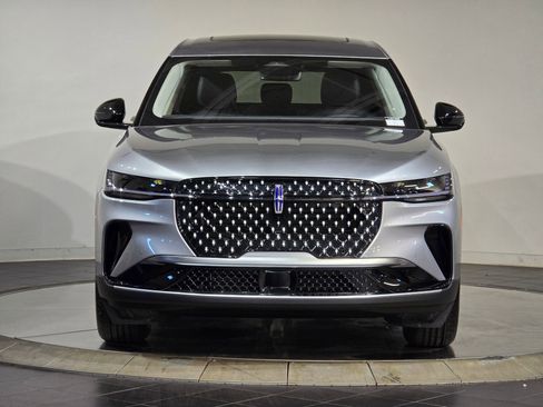 New 2025 Lincoln Nautilus Premier w/ Equipment Group 102A image 7