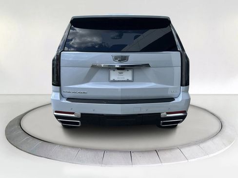 New 2026 Cadillac Escalade Luxury image 4