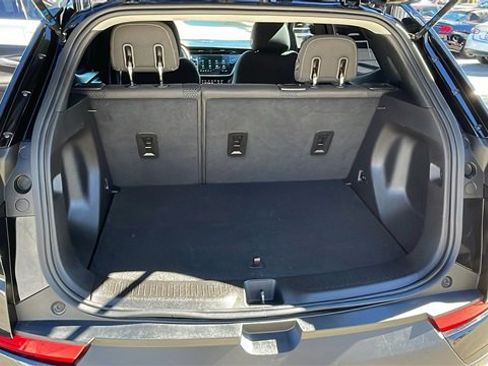 Used 2023 Chevrolet Bolt EUV LT w/ Comfort Package image 31